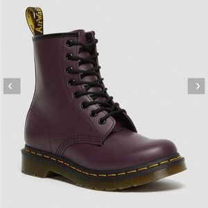 Doc Martens Sz 6 Purple